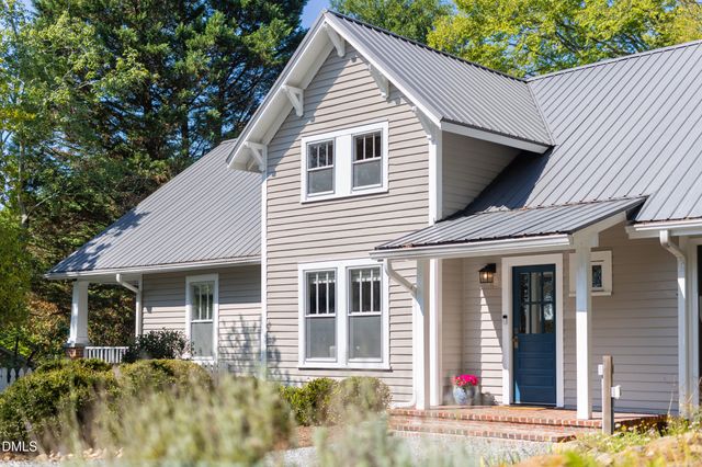 318 W Queen Street, Hillsborough, NC 27278