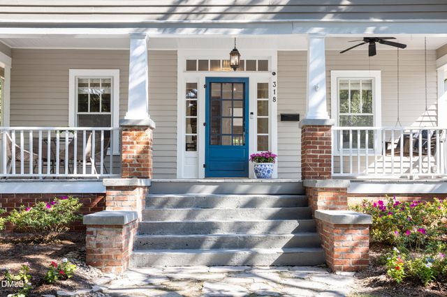 318 W Queen Street, Hillsborough, NC 27278