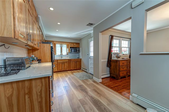 20 Bayside Avenue, Medford, NY 11763