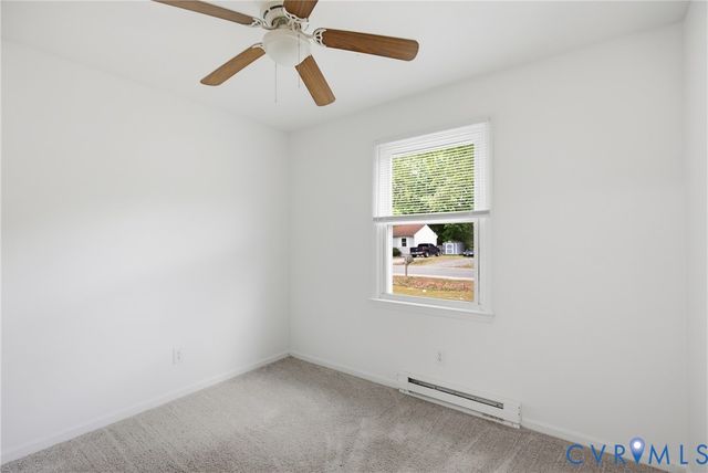 3912 Robert E Lee Dr, North Prince George, VA 23860