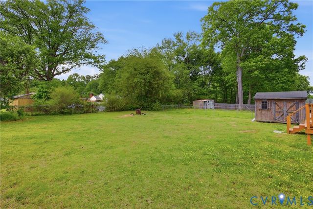 3912 Robert E Lee Dr, North Prince George, VA 23860