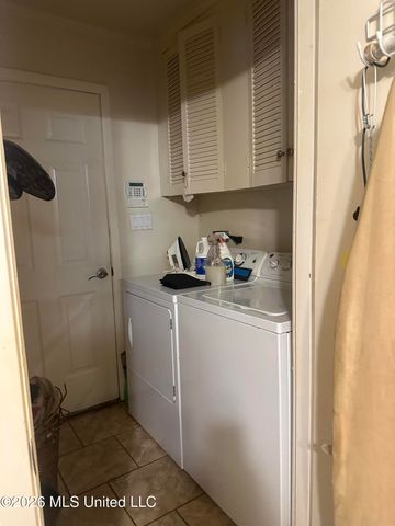 751 Neering Trail, Jackson, MS 39206
