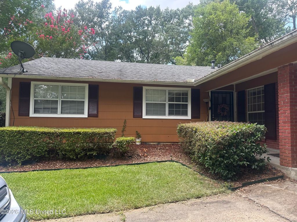 751 Neering Trail, Jackson, MS 39206