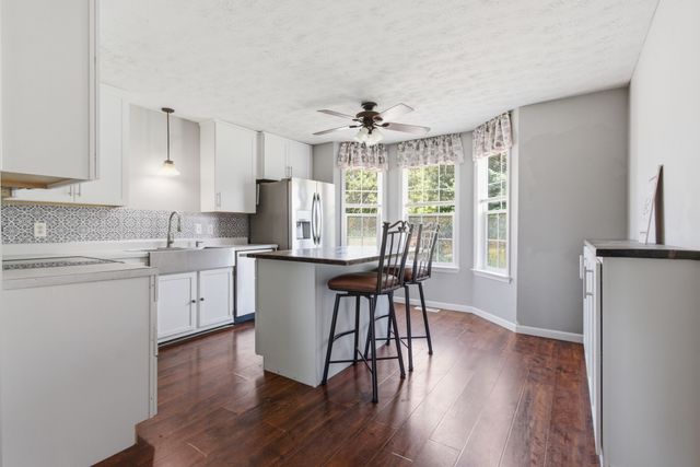 3945 Honeysuckle Way, Chapel Hill, TN 37034