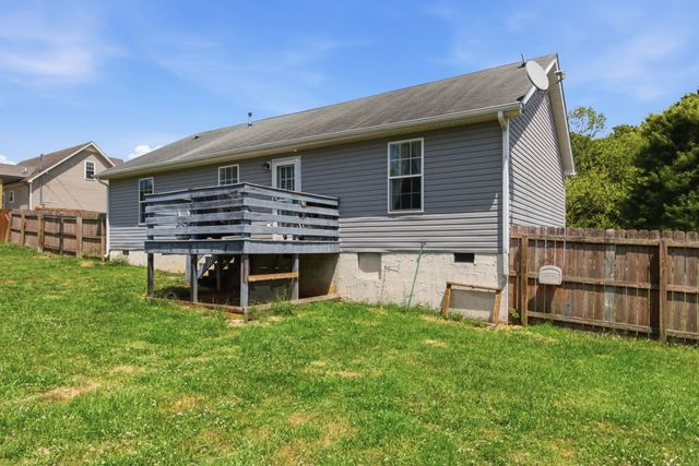 3945 Honeysuckle Way, Chapel Hill, TN 37034