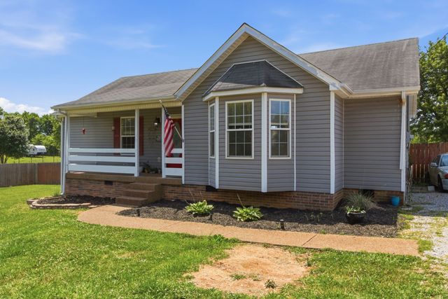 3945 Honeysuckle Way, Chapel Hill, TN 37034