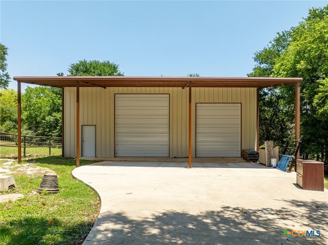 840 Winding Trail, Crawford, TX 76638