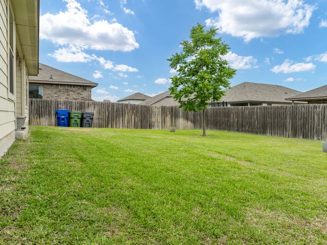 3216 Jackal Drive, Lorena, TX 76655