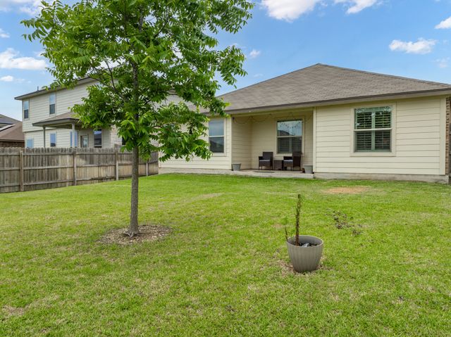 3216 Jackal Drive, Lorena, TX 76655