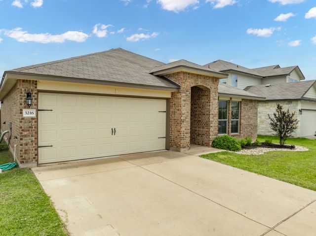 3216 Jackal Drive, Lorena, TX 76655