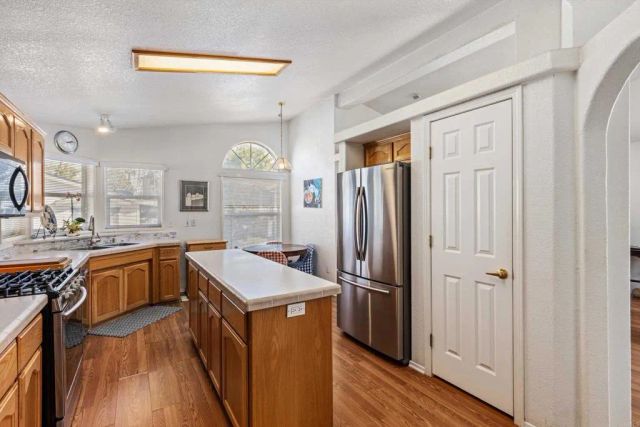 525 W El Norte Pkwy 116, Escondido, CA 92026