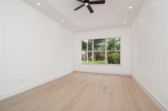 11524 Corazon Court, Boynton Beach, FL 33437