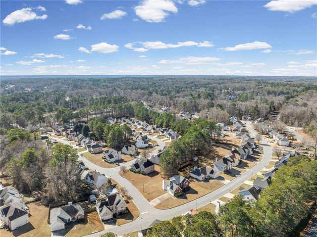 192 Rue Fontaine, Lithonia, GA 30038