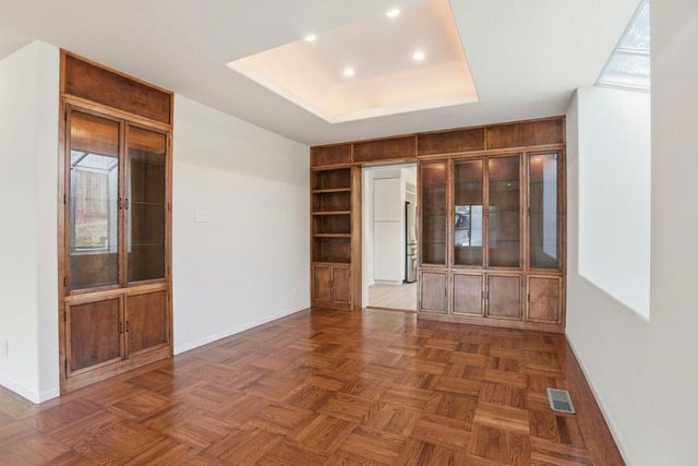 3300 El Sobrante Street, San Mateo, CA 94403