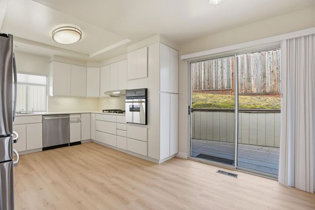 3300 El Sobrante Street, San Mateo, CA 94403