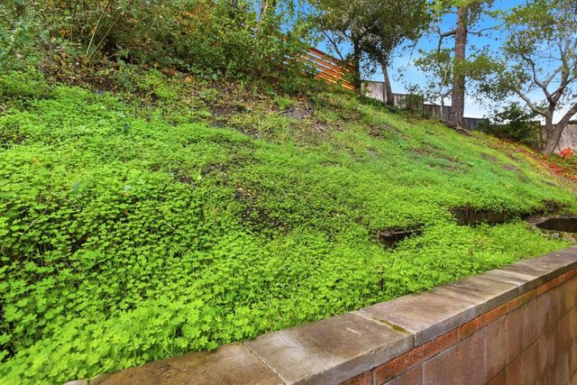 3300 El Sobrante Street, San Mateo, CA 94403