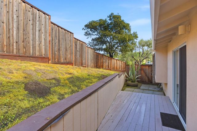 3300 El Sobrante Street, San Mateo, CA 94403