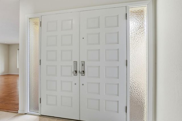 3300 El Sobrante Street, San Mateo, CA 94403