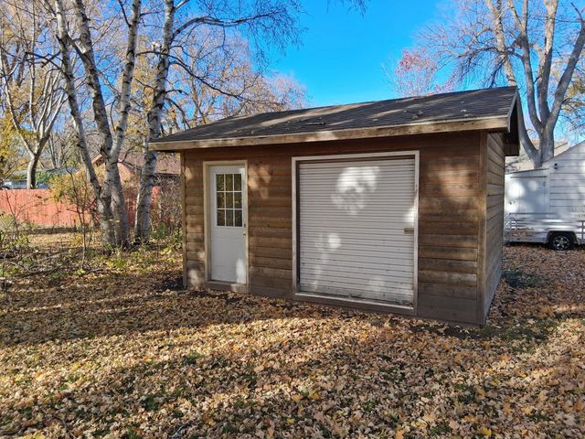 667 Madson Avenue SW, Hutchinson, MN 55350