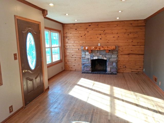 667 Madson Avenue SW, Hutchinson, MN 55350