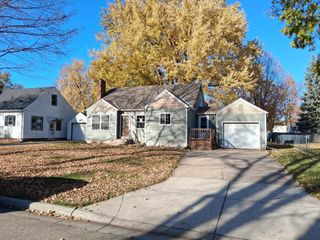 667 Madson Avenue SW, Hutchinson, MN 55350