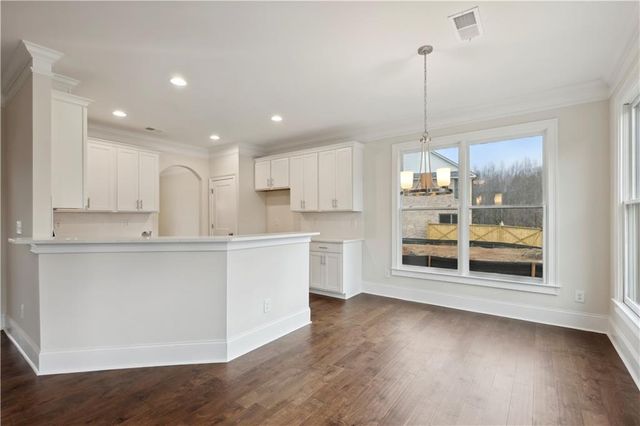 5807 Creek Indian Drive, Sugar Hill, GA 30518