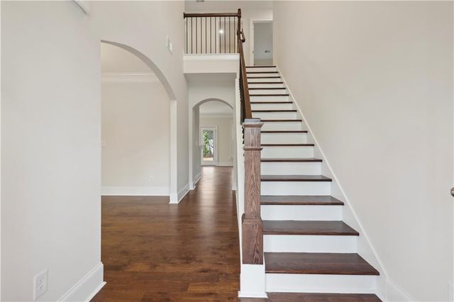 5807 Creek Indian Drive, Sugar Hill, GA 30518