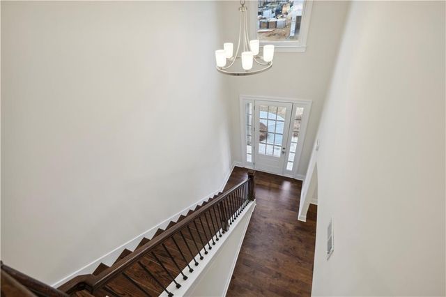 5807 Creek Indian Drive, Sugar Hill, GA 30518