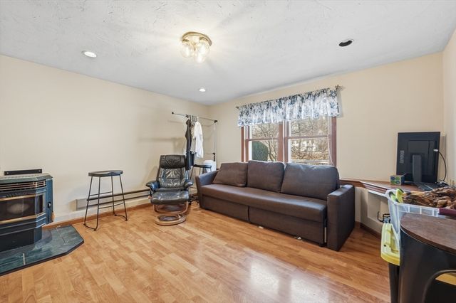 255 Cedar Brook Rd, Lynn, MA 01904