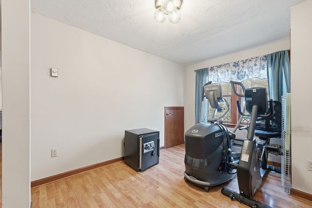 255 Cedar Brook Rd, Lynn, MA 01904