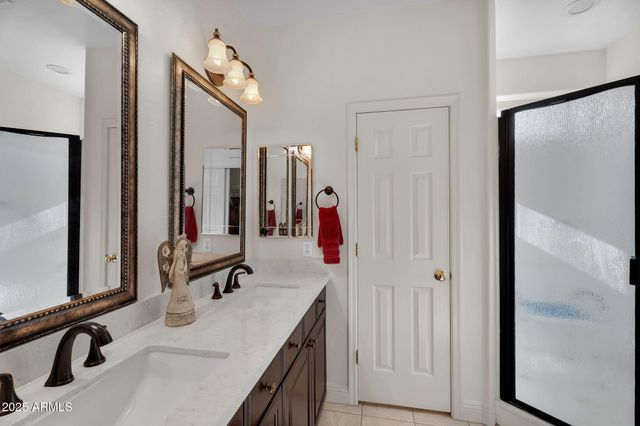 6387 W PONTIAC Drive, Glendale, AZ 85308