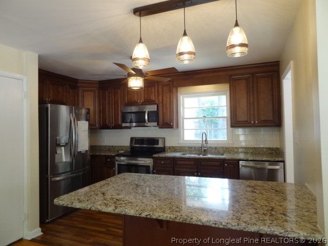 2415 Raeford Road, Fayetteville, NC 28305