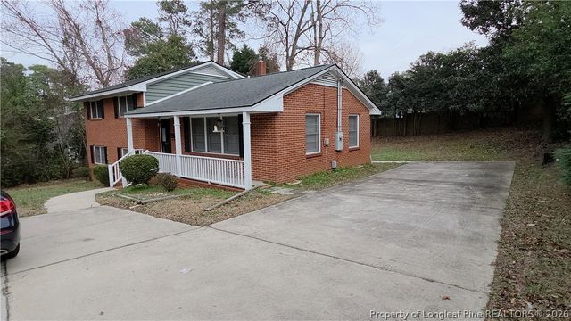 2415 Raeford Road, Fayetteville, NC 28305