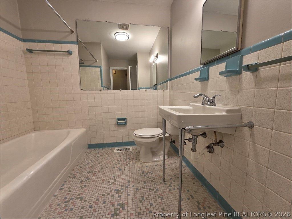 2415 Raeford Road, Fayetteville, NC 28305 — photo 20