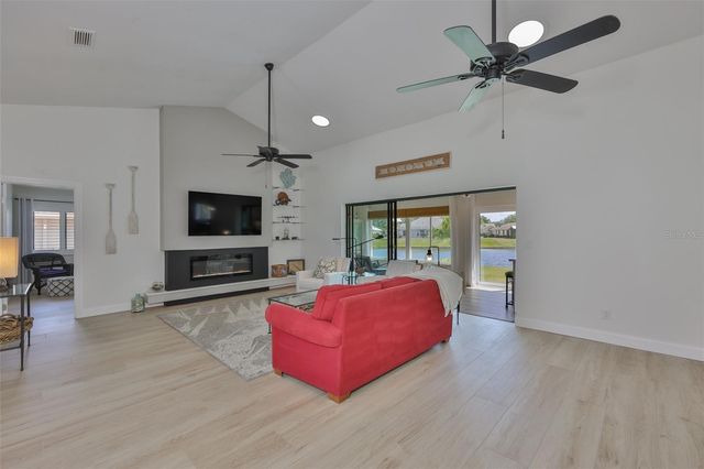 2003 WEDGE COURT, Sun City Center, FL 33573