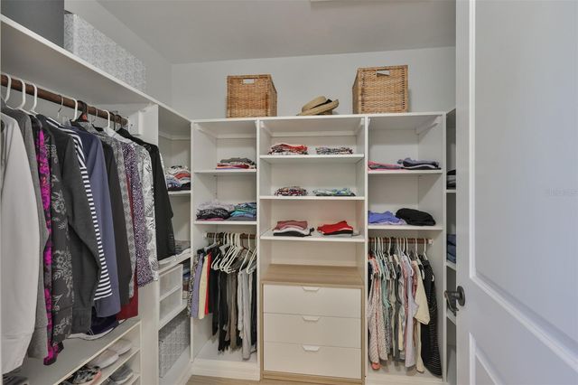 2003 WEDGE COURT, Sun City Center, FL 33573