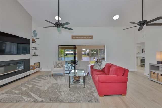 2003 WEDGE COURT, Sun City Center, FL 33573