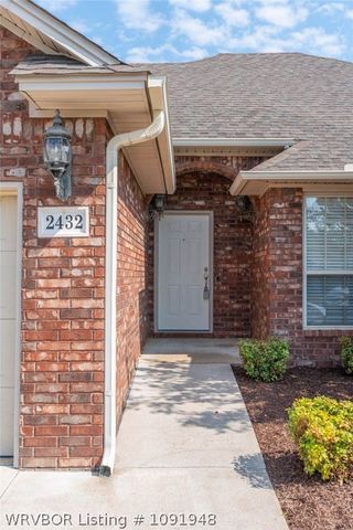 2432 Kaylonni Lane, Van Buren, AR 72956