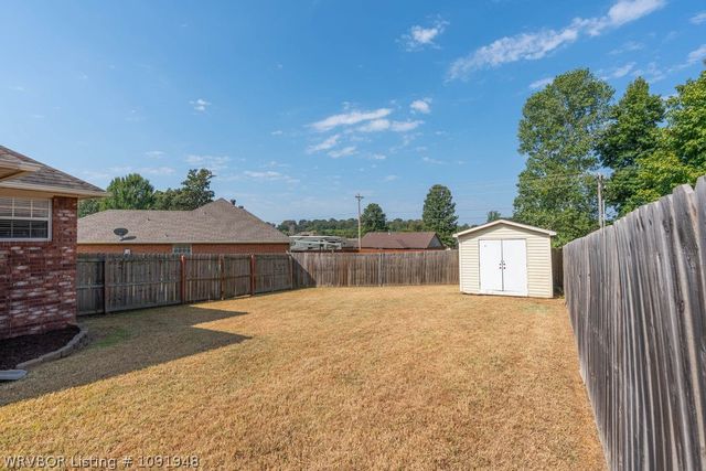 2432 Kaylonni Lane, Van Buren, AR 72956