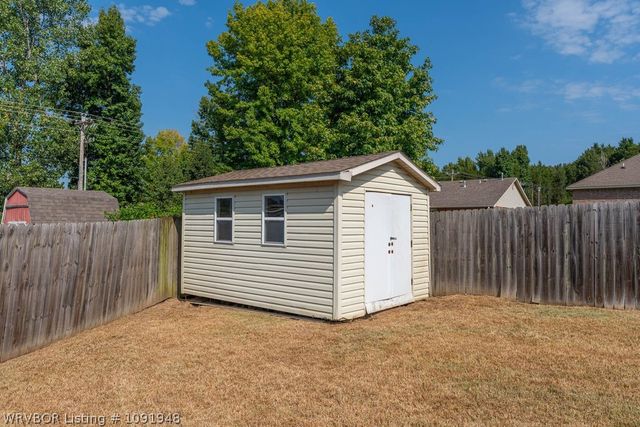 2432 Kaylonni Lane, Van Buren, AR 72956
