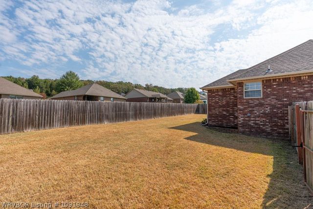 2432 Kaylonni Lane, Van Buren, AR 72956