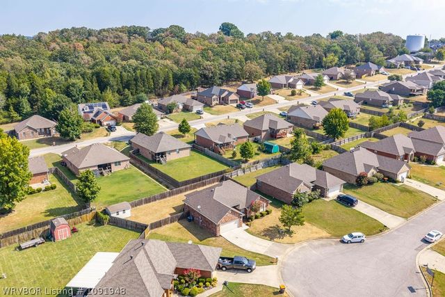 2432 Kaylonni Lane, Van Buren, AR 72956
