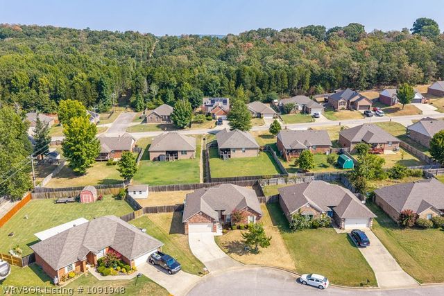 2432 Kaylonni Lane, Van Buren, AR 72956
