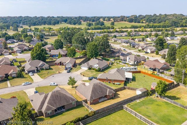 2432 Kaylonni Lane, Van Buren, AR 72956