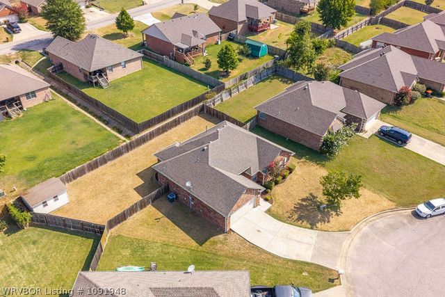 2432 Kaylonni Lane, Van Buren, AR 72956