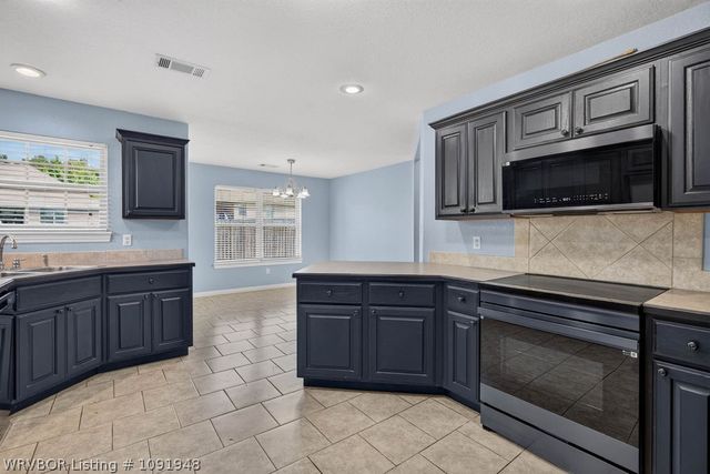 2432 Kaylonni Lane, Van Buren, AR 72956