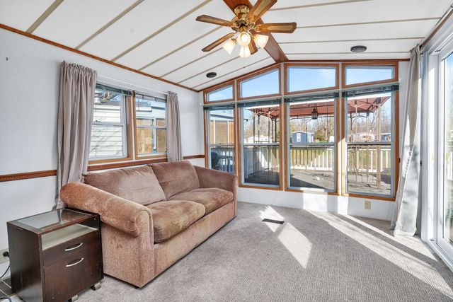 79 Dinosaur Road, Wilmington, IL 60481