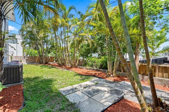 45 NE 24 Street C, Wilton Manors, FL 33305