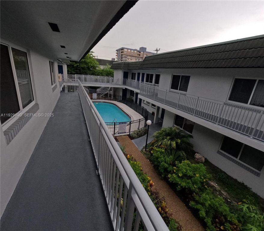 1010 SE 15th St 209, Fort Lauderdale, FL 33316