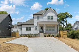 1825 River Dr, Nashville, TN 37218